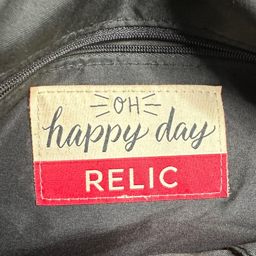 Relic “Sophia” Tan and Cream Floral Tote with double zipper w/ interior pockets - Picture 2 of 10